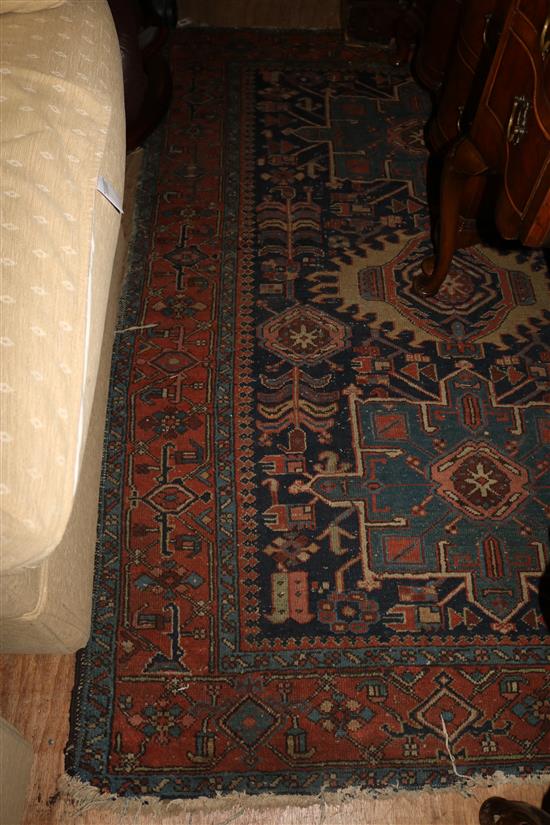 Heriz (?) rug(-)